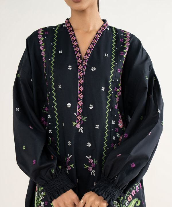 3 Piece - Embroidered Crosshatch Suit