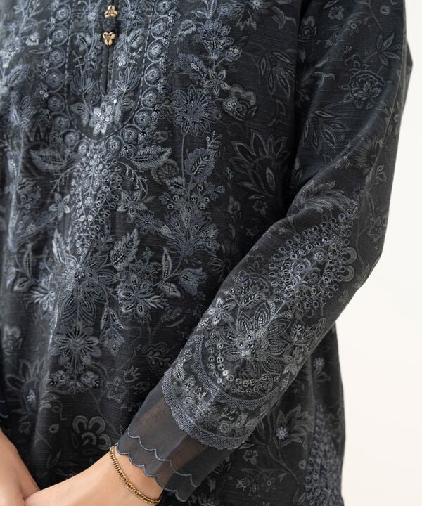 3 Piece - Embroidered Khaddar Suit