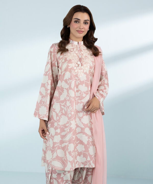 3 Piece - Embroidered Lawn Suit (Stitched)