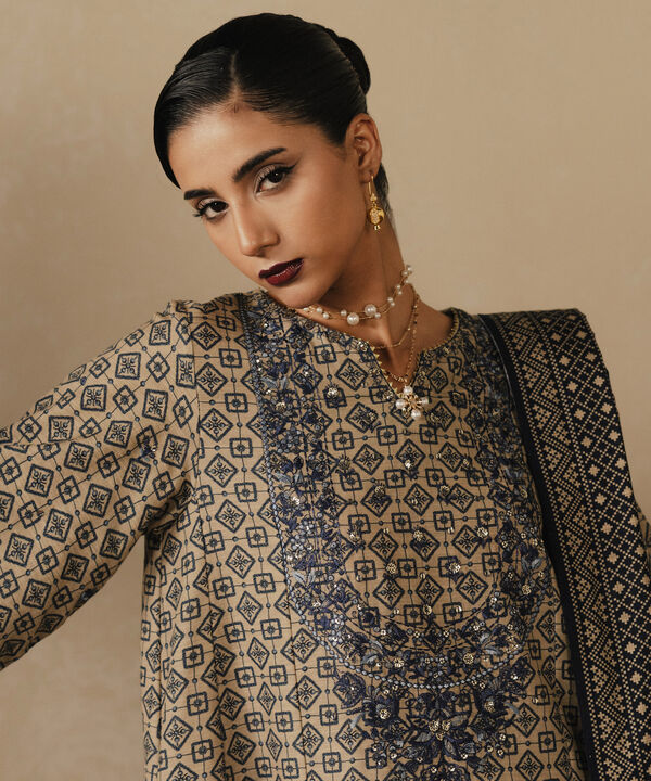 3 Piece - Embroidered Khaddar Suit