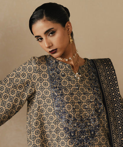 3 Piece - Embroidered Khaddar Suit