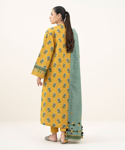 3 Piece - Printed Khaddar Suit