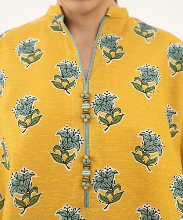 3 Piece - Printed Khaddar Suit