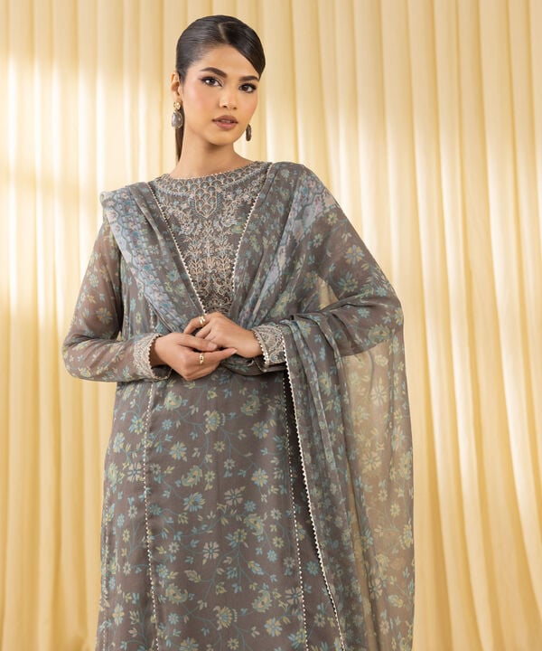 3 Piece - Embroidered Chiffon Suit (Unstitched)