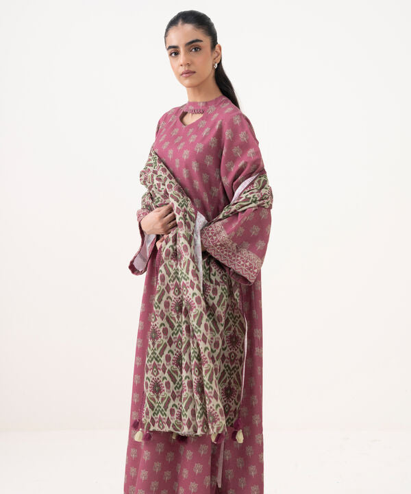 3 Piece - Printed Khaddar Suit