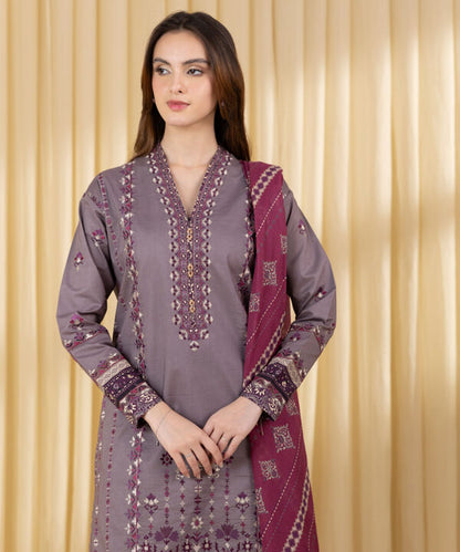 3 Piece - Embroidered Lawn Suit (Unstitched)