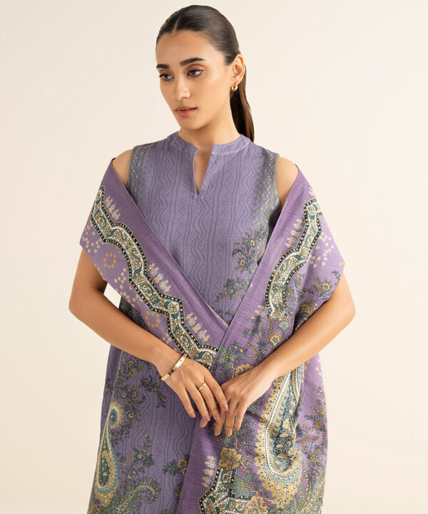 3 Piece - Printed Light Khaddar Suit