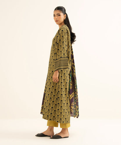 3 Piece - Printed Khaddar Suit