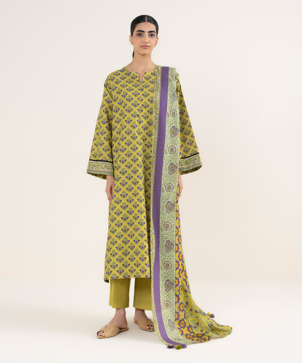 3 Piece - Printed Khaddar Suit