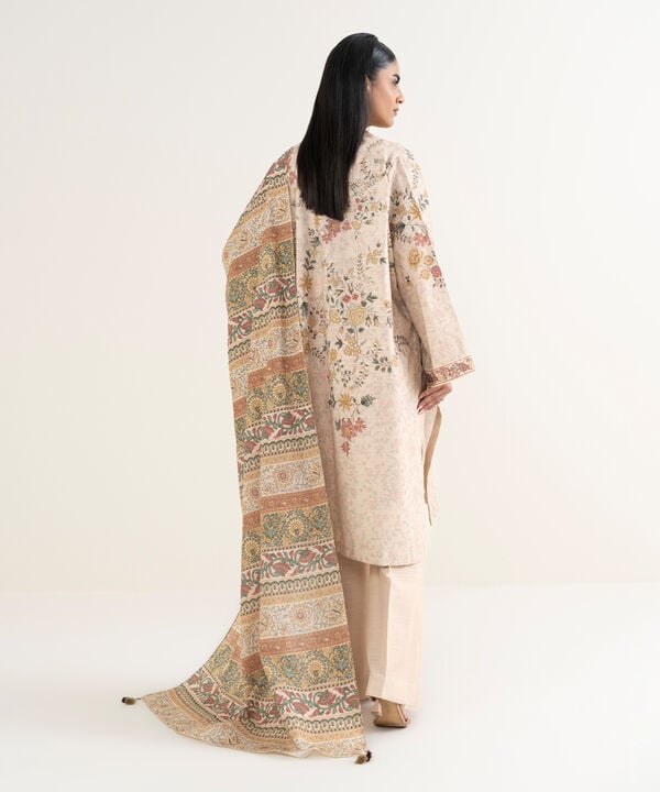 3 Piece - Printed Khaddar Suit