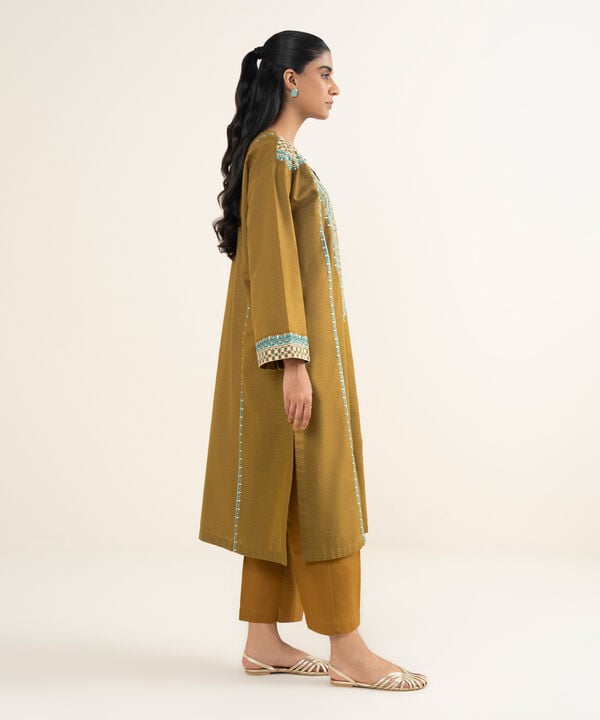 Embroidered Textured Slub Shirt