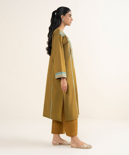 Embroidered Textured Slub Shirt