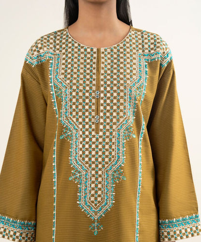 Embroidered Textured Slub Shirt