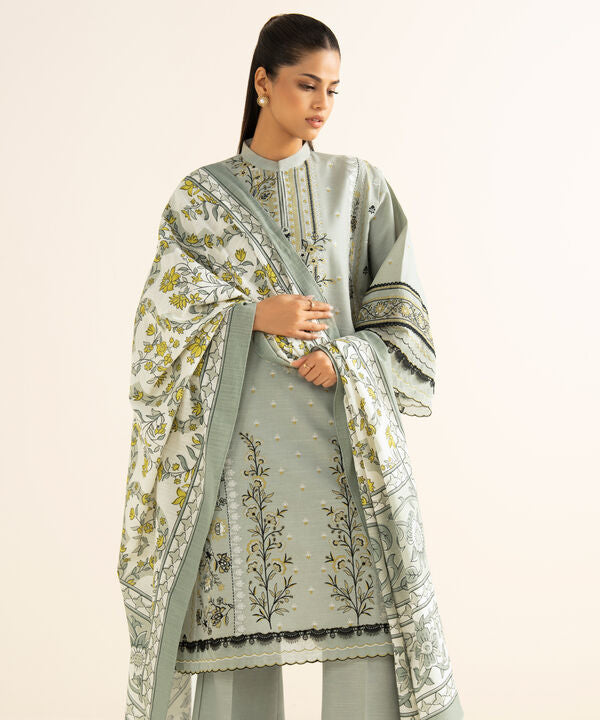 3 Piece - Embroidered Lawn Suit