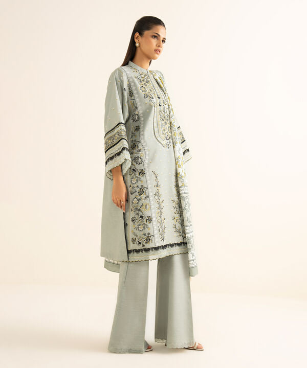 3 Piece - Embroidered Lawn Suit