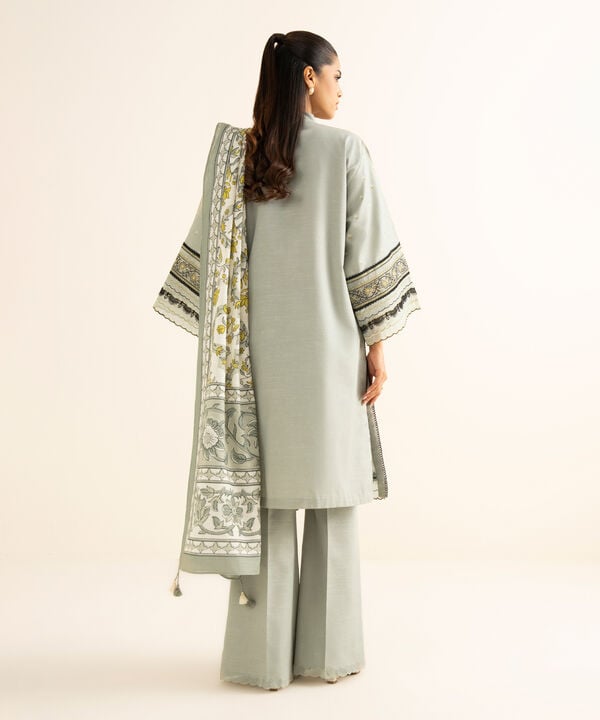 3 Piece - Embroidered Lawn Suit