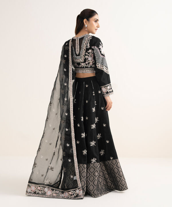 Embroidered Lehanga with Choli