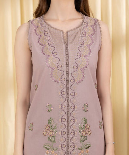 3 Piece - Embroidered Lawn Suit (Unstitched)
