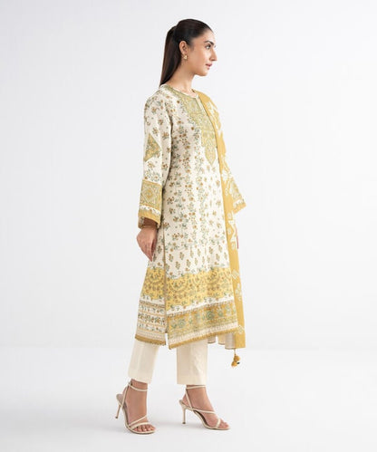 3 Piece - Embroidered Khaddar Suit