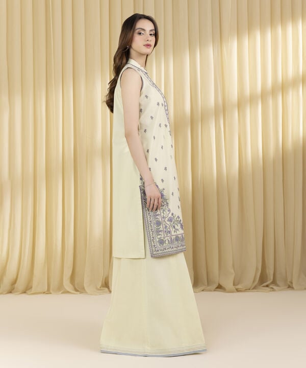 3 Piece - Embroidered Lawn Suit (Unstitched)