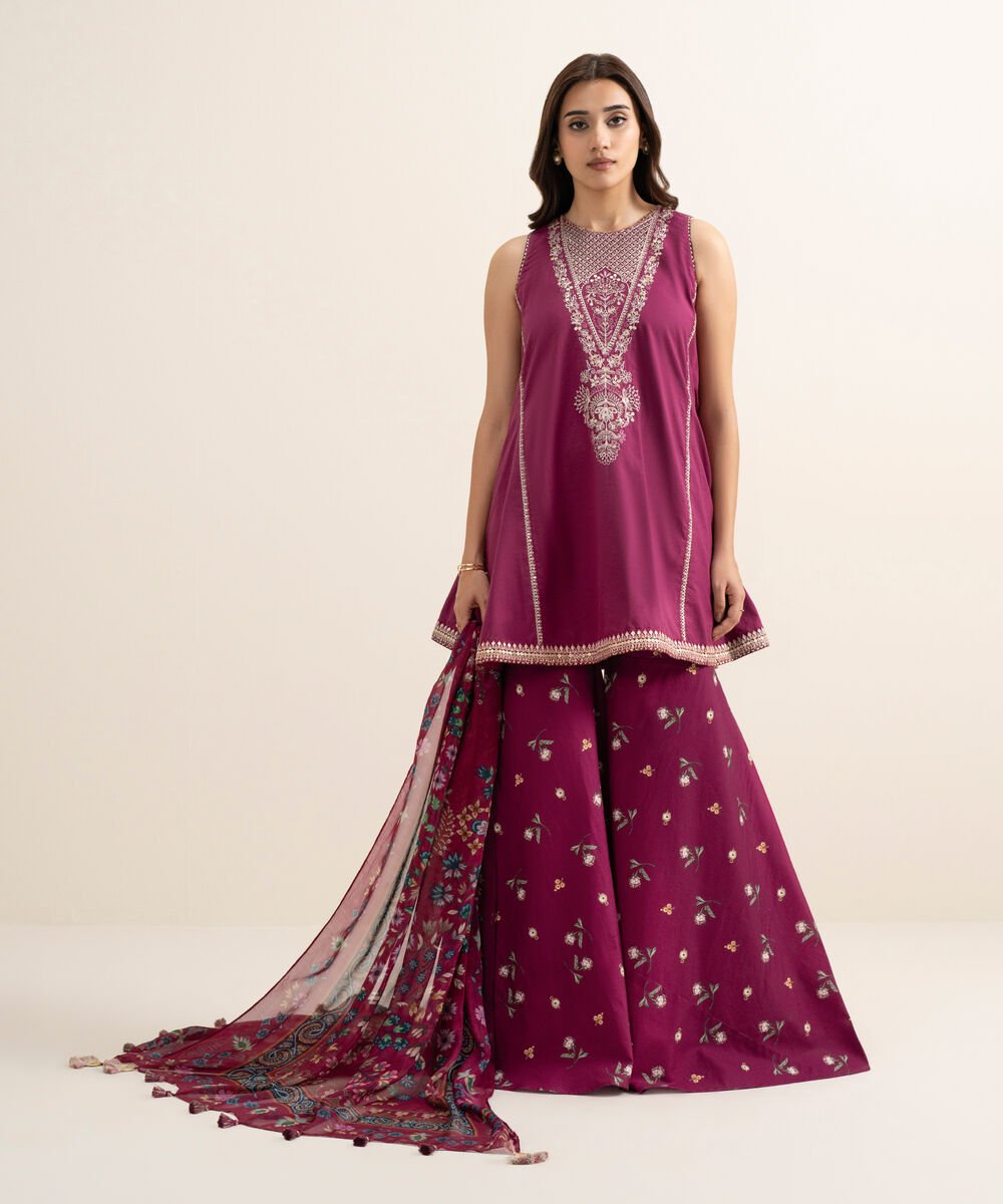 3 Piece - Embroidered Lawn Suit